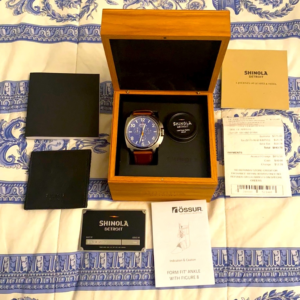 Shinola watch. 44mml. Blue dial brown leather strap.